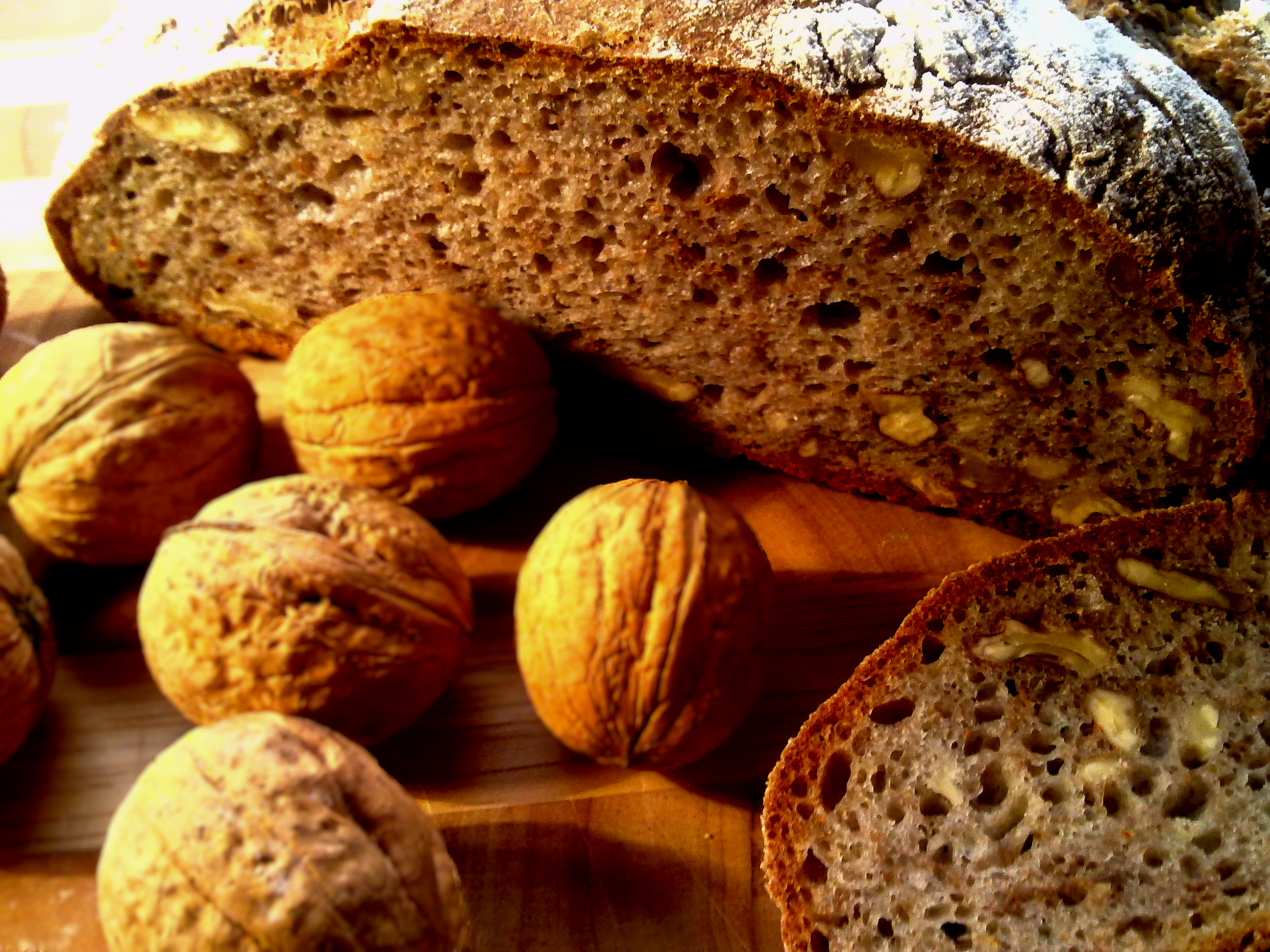 brot mit buchweizen und walnuss