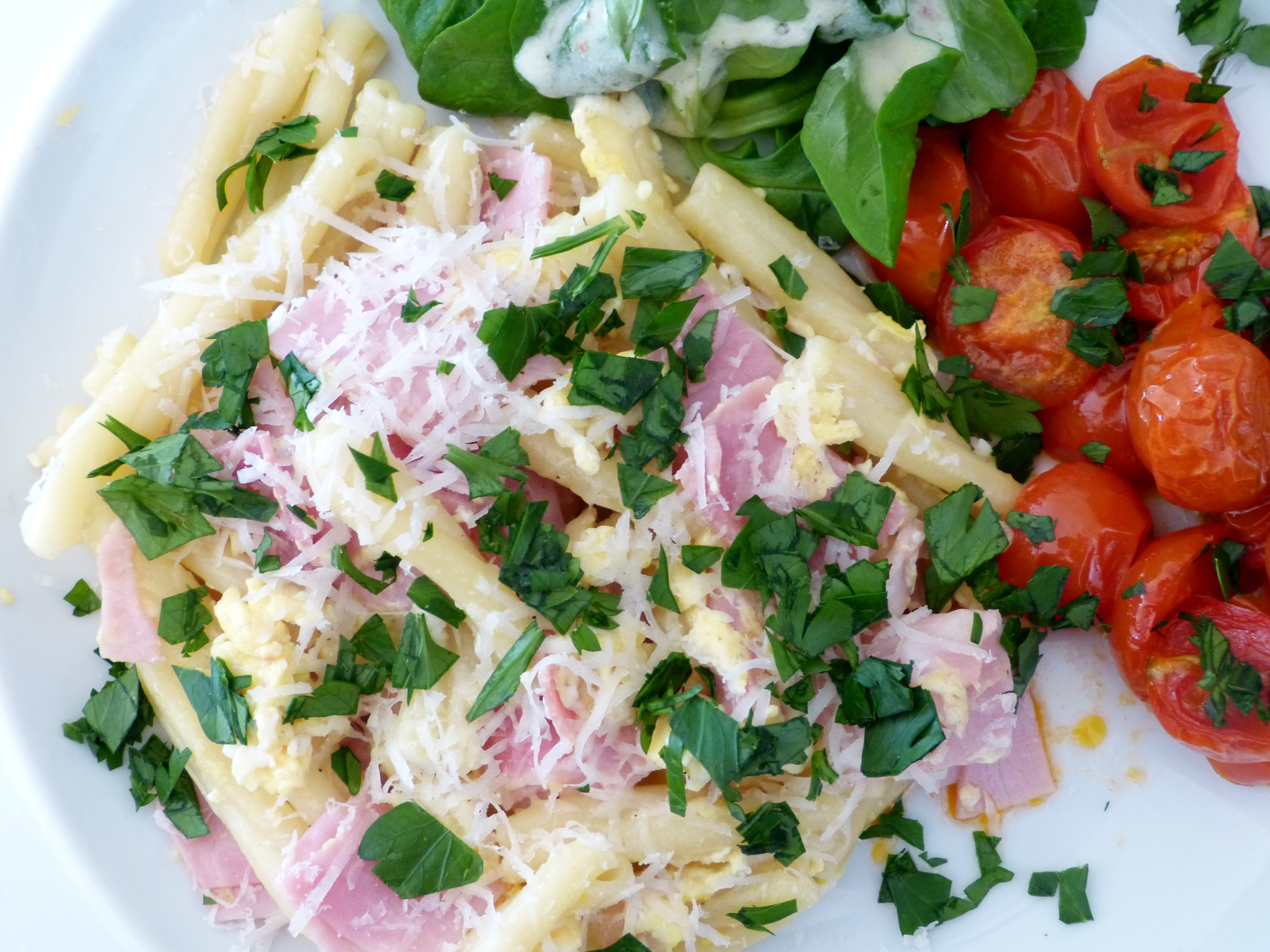 schinkennudeln mit schmortomaten