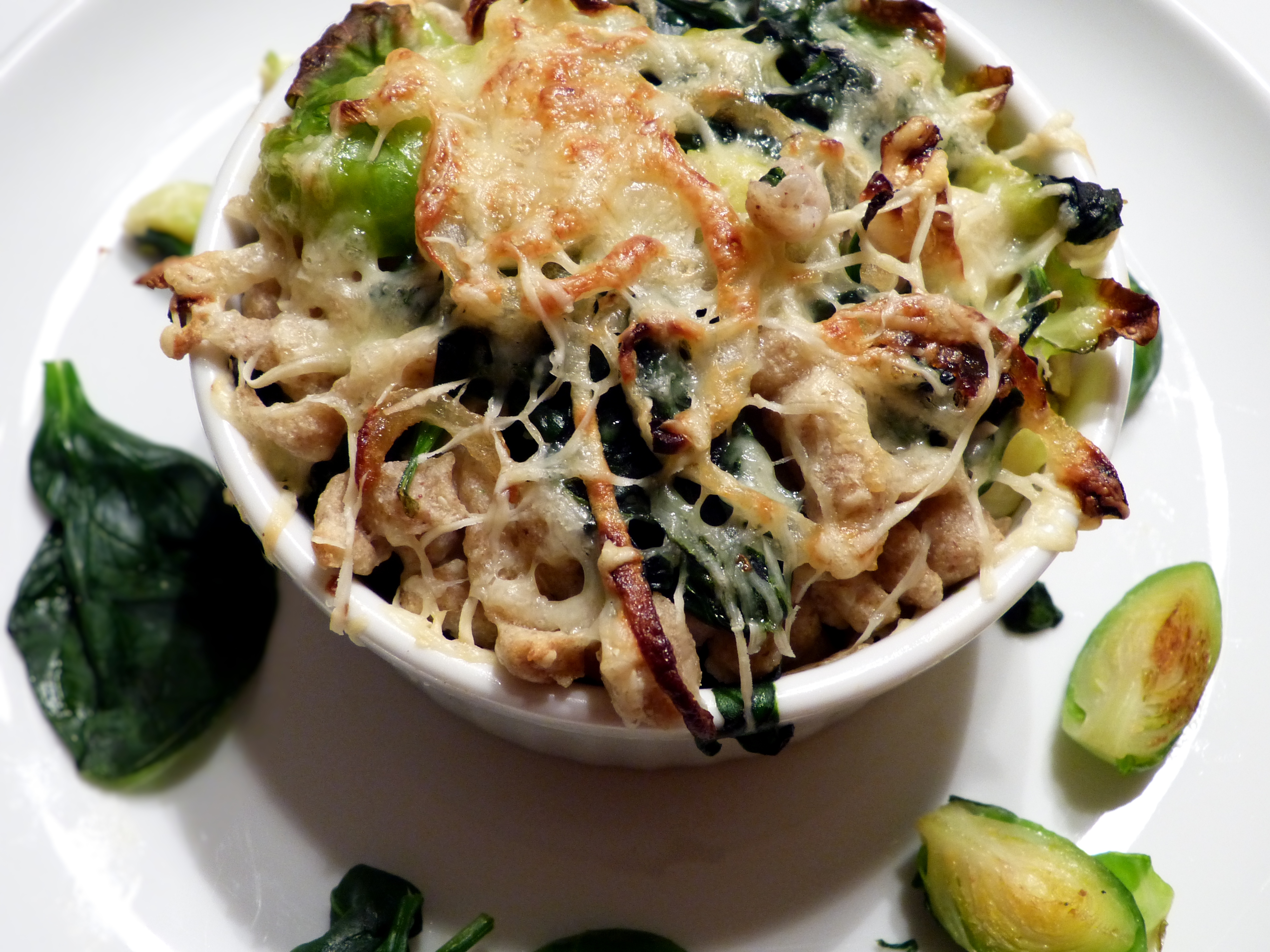 buchweizenspätzle mit rosenkohl und spinat