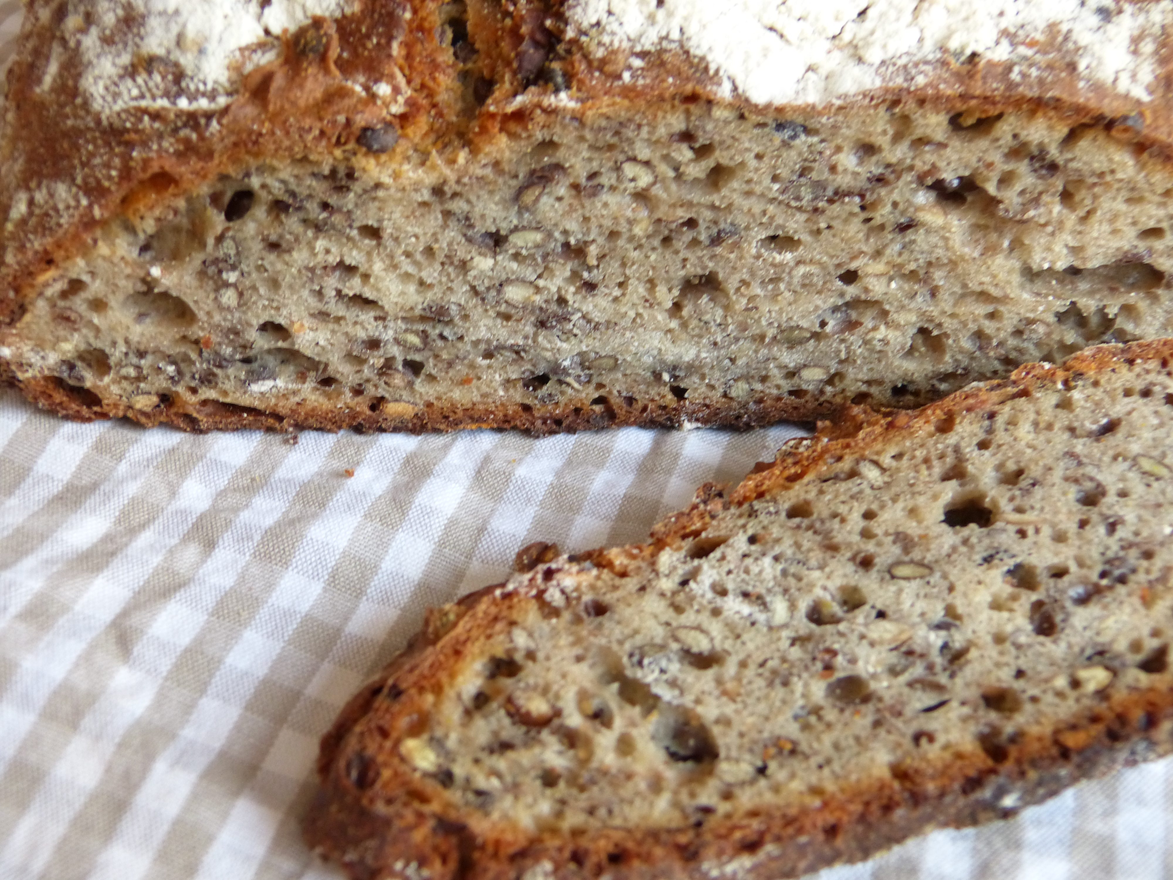 brot mit zweierlei linsen