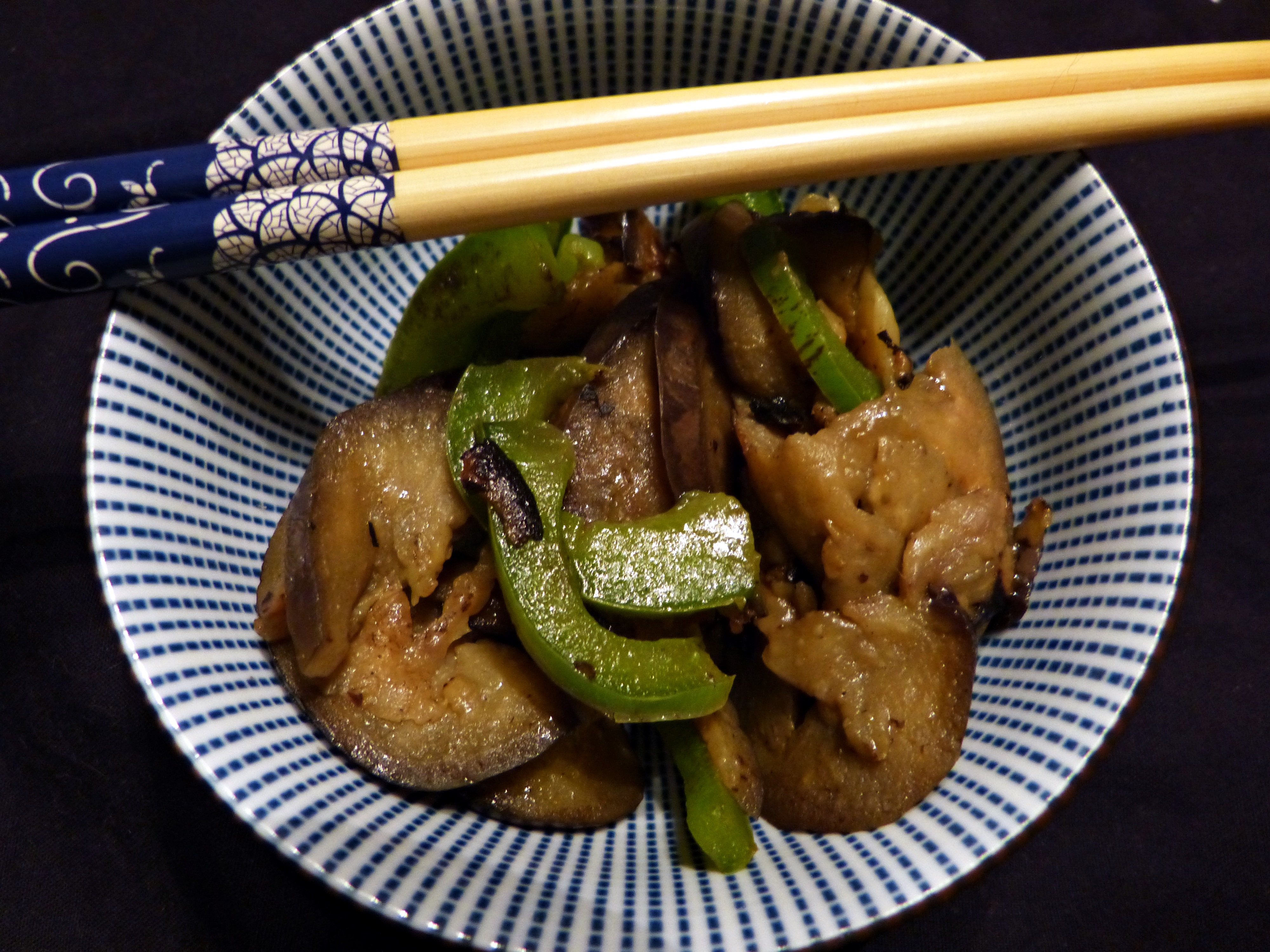 trockengebratene auberginen