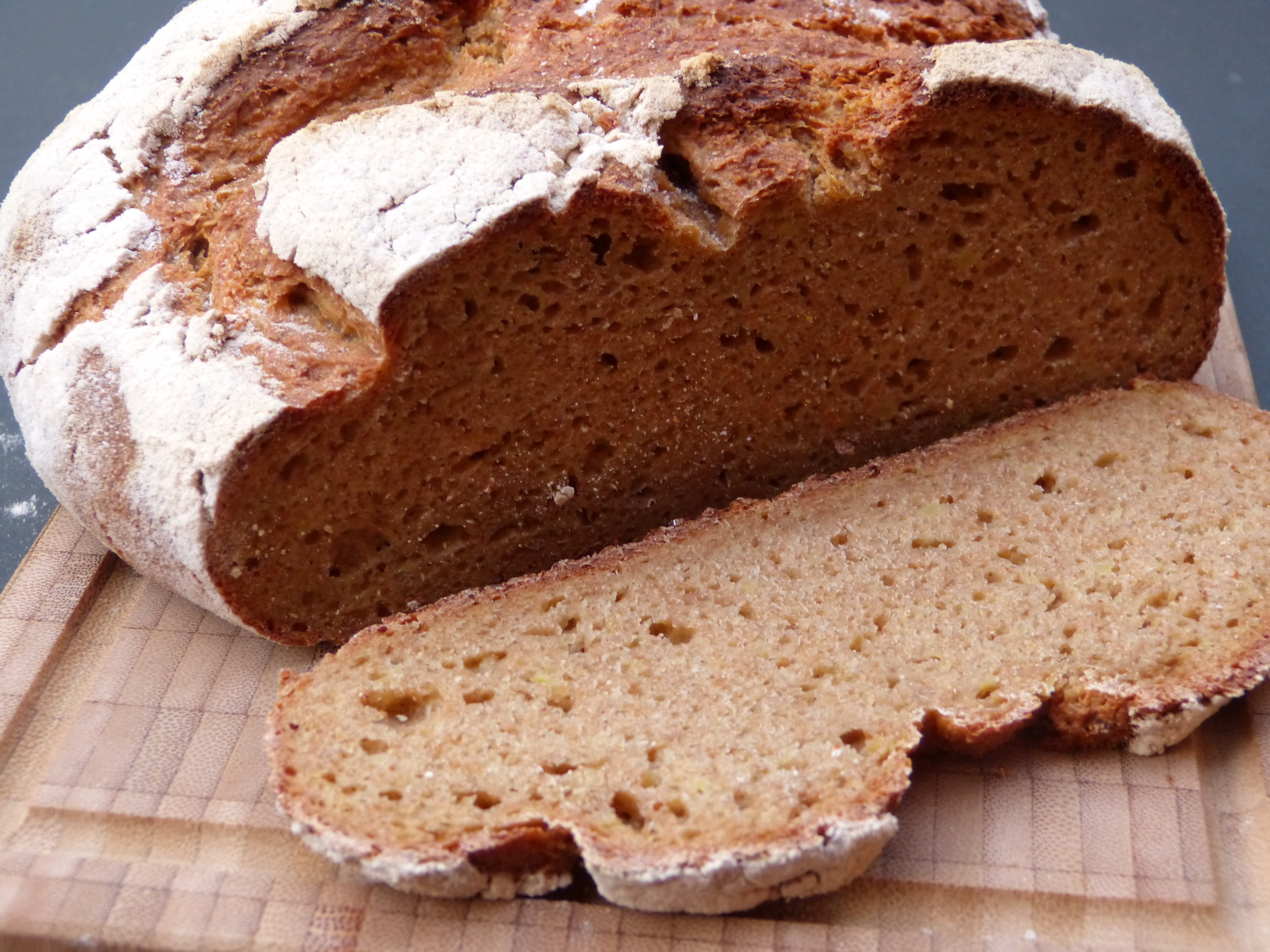 einkorn-kartoffelbrot