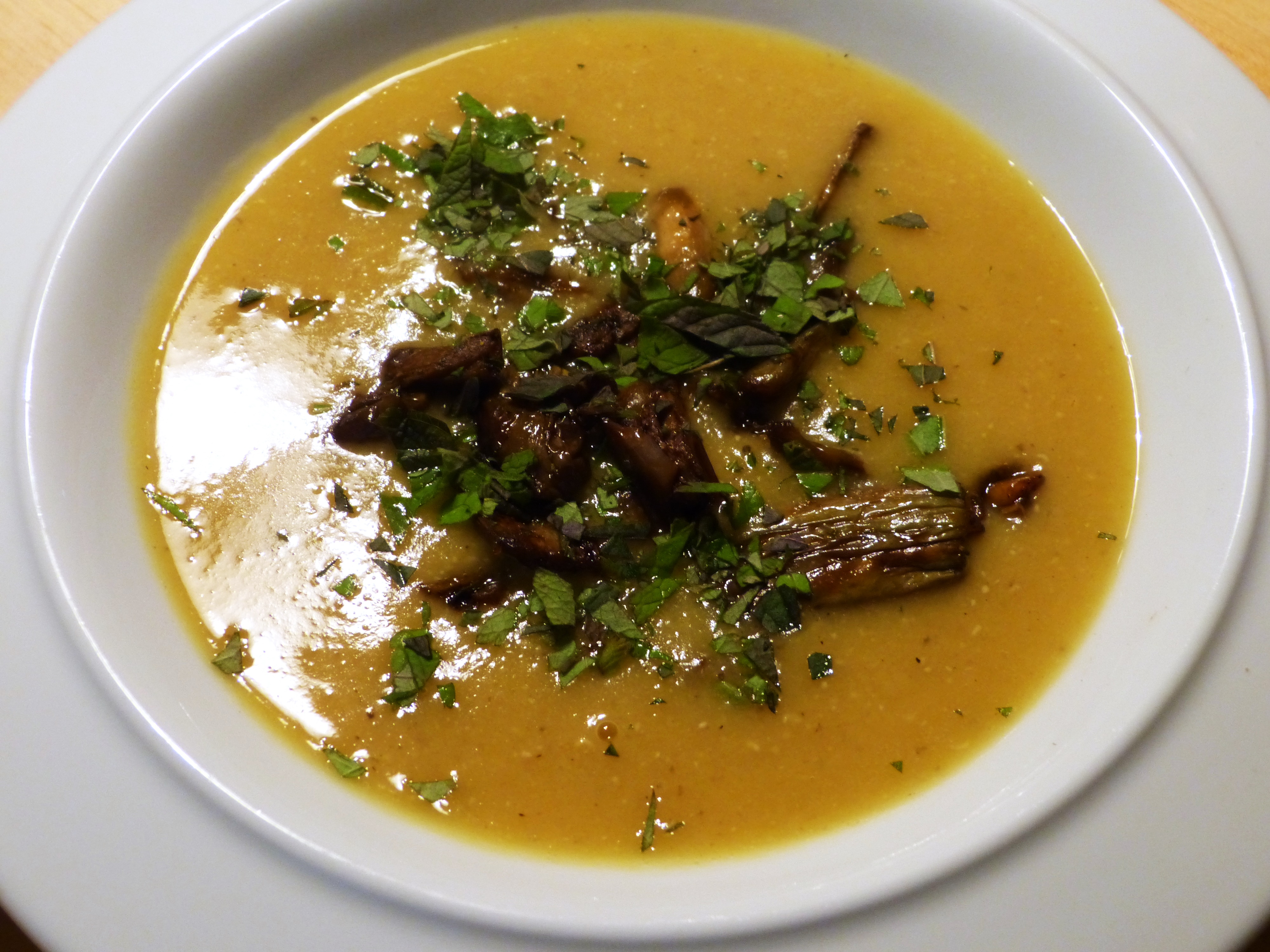 linsensuppe mit aubergine