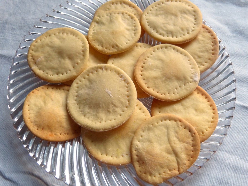 olivers cracker