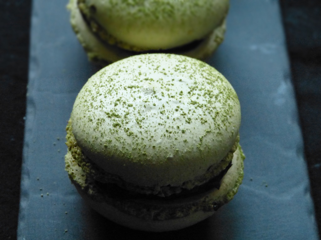 matcha-macarons