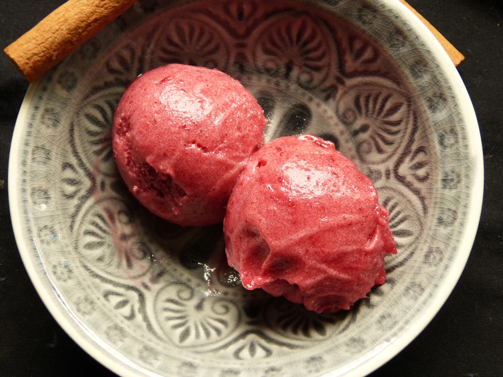 pflaumen-rotwein-sorbet