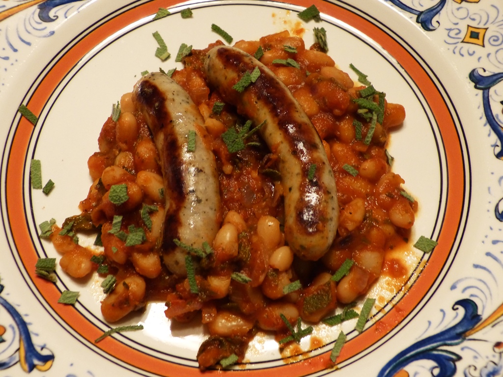 würstchen mit bohnen und tomaten