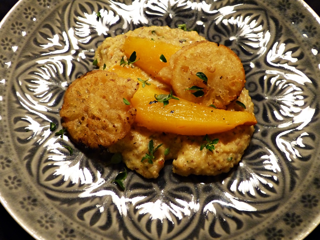 kürbis, buchweizenpolenta, zitronen-tempura