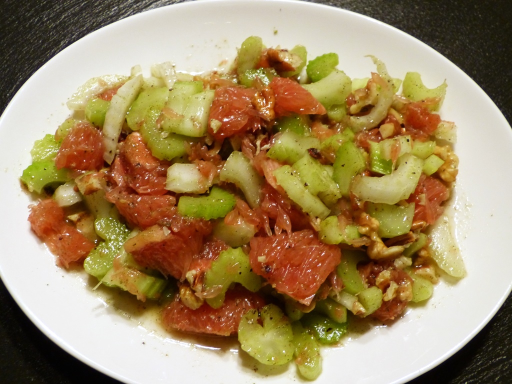 staudensellerie mit grapefruit