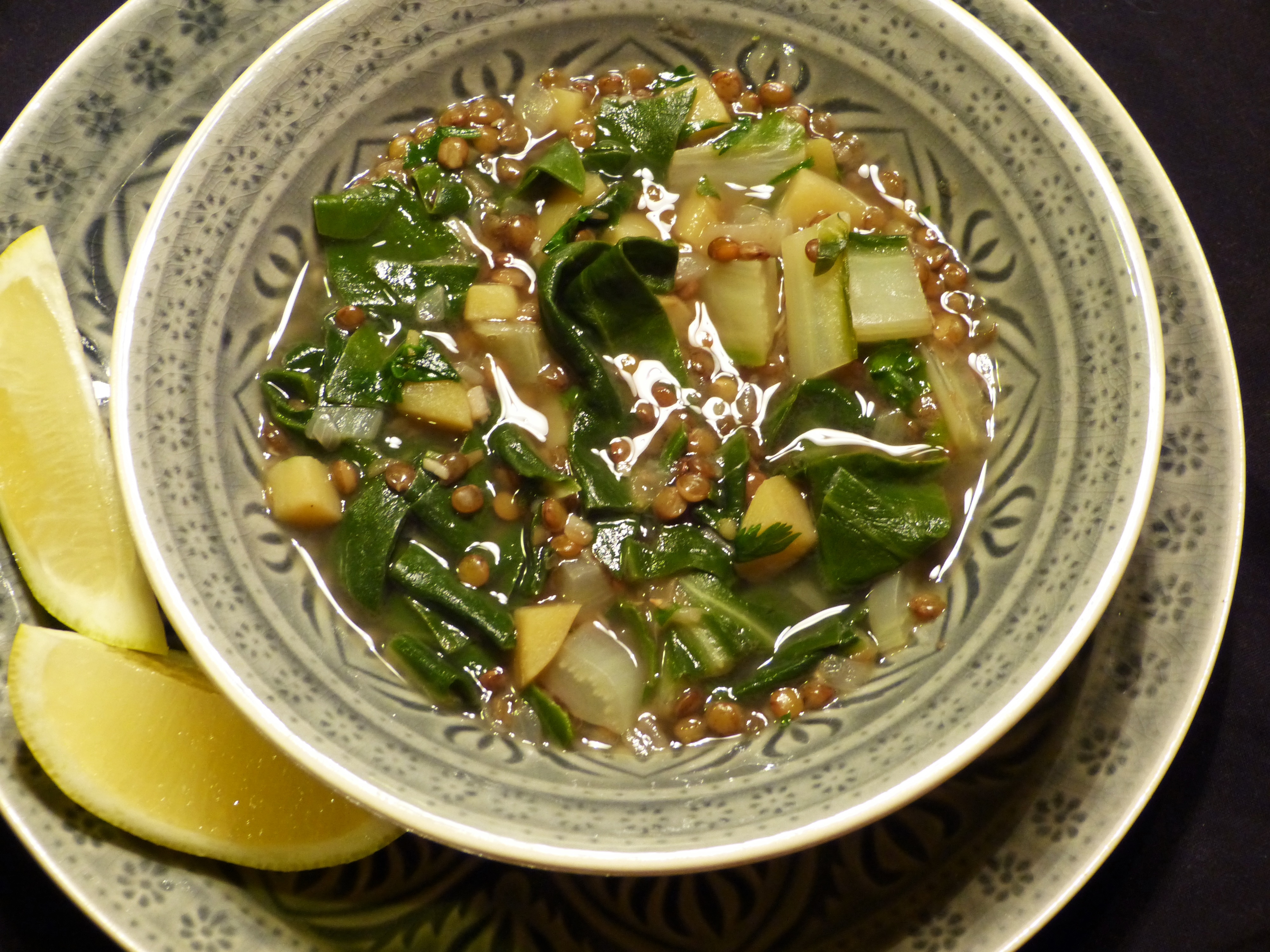 linsen-zitronen-suppe mit mangold