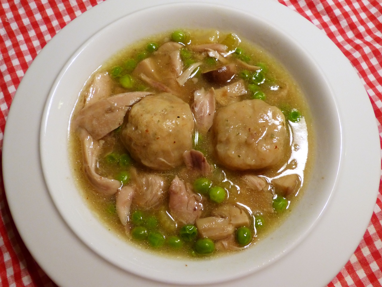 hühnereintopf mit rosmarinknödeln