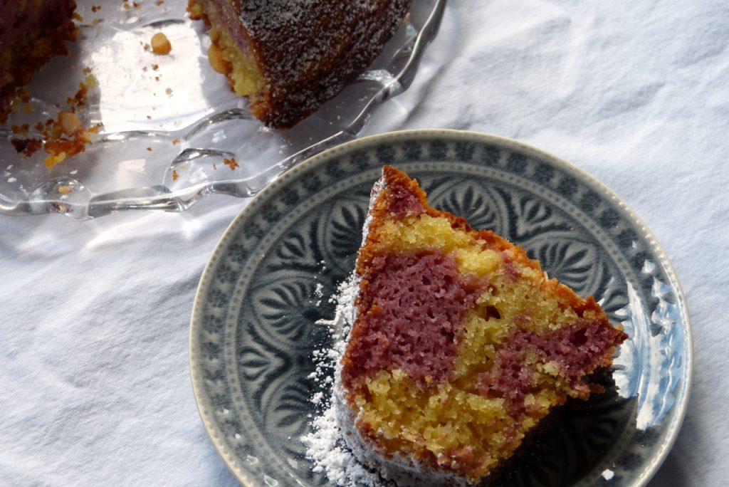 mandel-himbeer-marmorkuchen