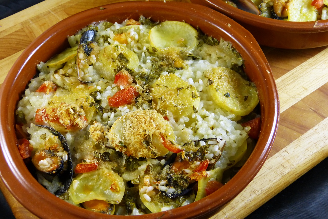 reis mit kartoffeln und muscheln