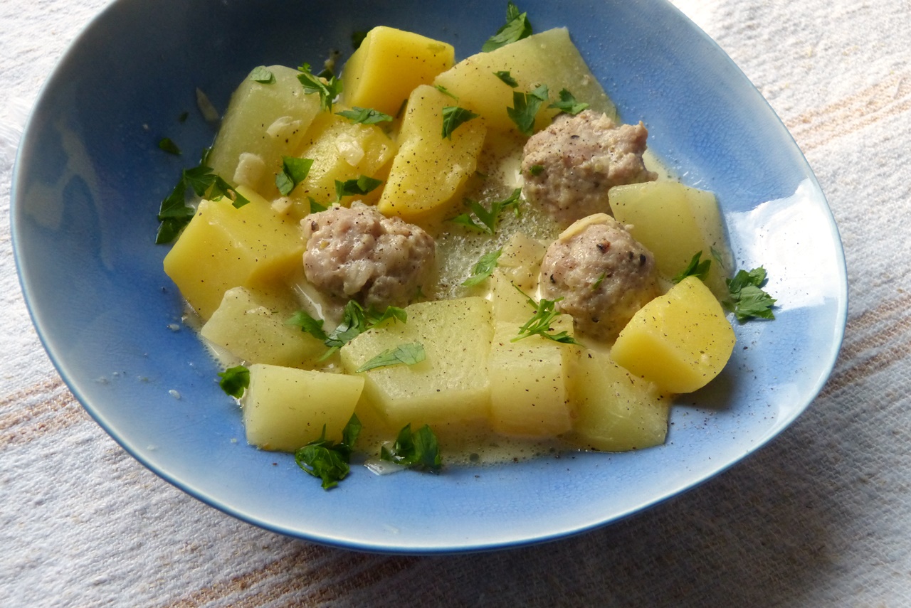 kohlrabi-kartoffelragout mit braetkloesschen